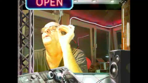 dj mike online show from January 2025 10:35:01 PM
