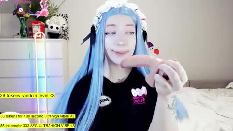 Snapshot of raaaaaaawr chatting on October 2025 05:24:01 PM - online show from October 2025 05:24:01 PM