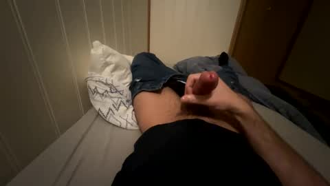 Snapshot of rabbit103 chatting on February 2025 11:45:01 PM rabbit103 online show from February 2025 11:45:01 PM