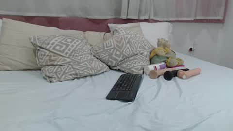 rachel  online show from March 2025 09:24:01 PM