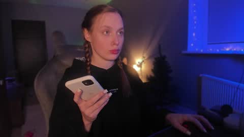 Diana online show from December 2024 11:27:02 PM