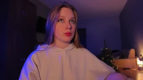 Diana online show from December 2024 05:05:02 PM