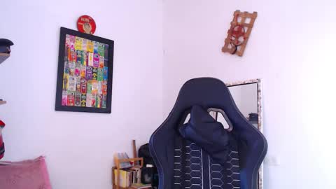 Snapshot of rachell_420 chatting on November 2025 12:44:02 PM rachell_420 online show from November 2025 12:44:02 PM