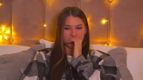RachellSimpson online show from December 2024 01:25:01 AM