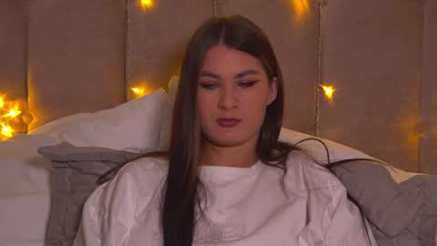 RachellSimpson online show from December 2024 09:41:01 PM