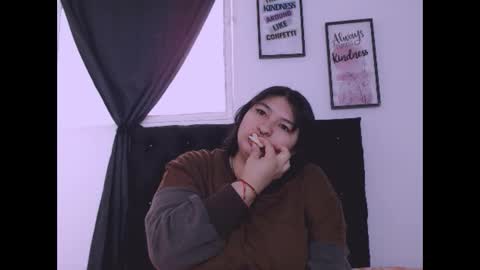 Snapshot of radiantgoddes chatting on October 2025 02:15:01 PM radiantgoddes online show from October 2025 02:15:01 PM