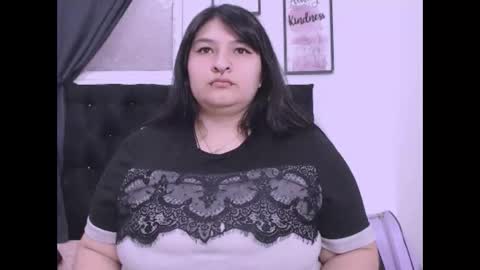 Snapshot of radiantgoddes chatting on October 2025 09:47:01 PM radiantgoddes online show from October 2025 09:47:01 PM