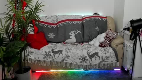 Yuki and Ari online show from December 2024 12:04:02 AM