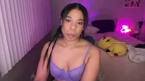 Snapshot of raewerks chatting on October 2025 02:04:01 AM RaeWerks online show from October 2025 02:04:01 AM