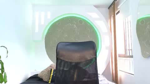 R A F A E L online show from October 2025 08:17:02 PM