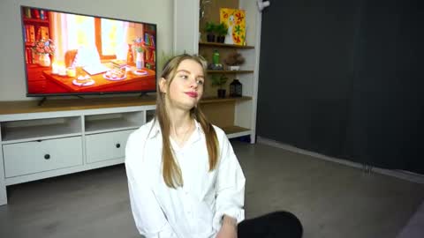 Amina online show from September 2025 07:53:01 AM