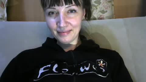 Rafaella online show from March 2025 06:18:01 PM