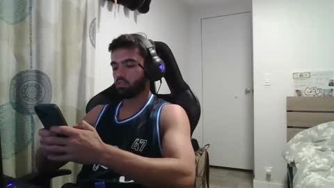 can you tell me something online show from October 2025 03:59:02 AM