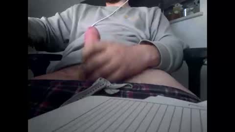 raffael150601 online show from November 2025 02:12:01 AM