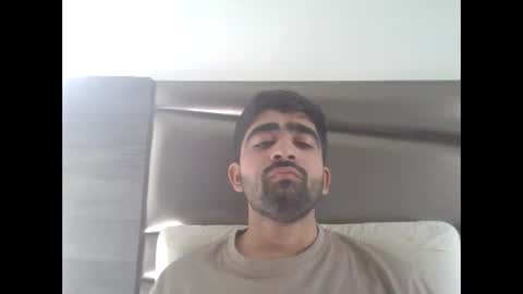 rahull11606 online show from October 2025 04:33:01 AM