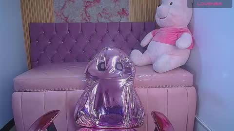 Rainy online show from October 2025 05:43:02 AM