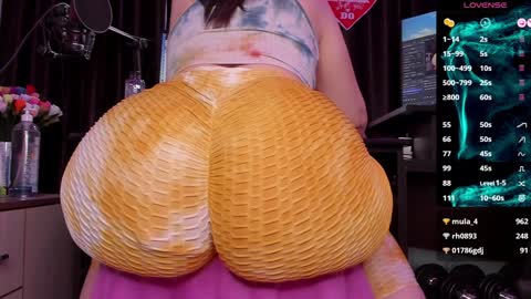 Laura online show from December 2024 06:14:01 AM