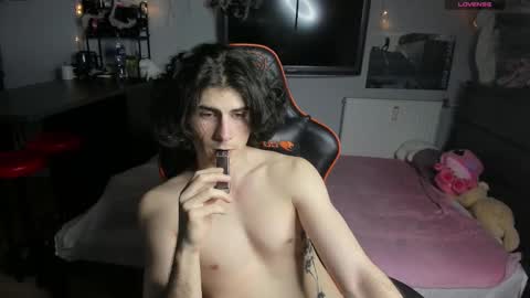 kirill online show from November 2025 04:17:01 PM