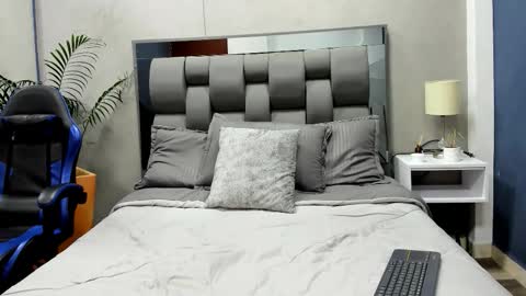 Ralf Bauer online show from September 2025 03:32:01 AM