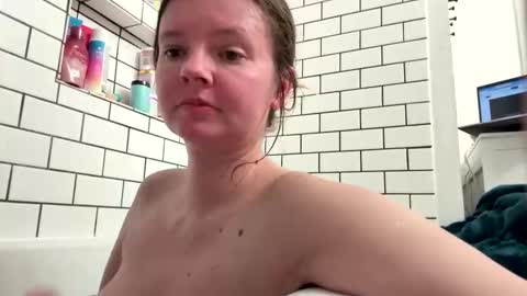 Snapshot of ramichick chatting on November 2025 02:24:02 AM Rami online show from November 2025 02:24:02 AM