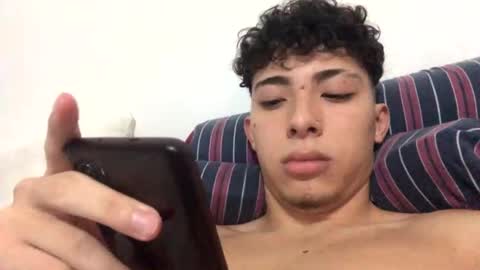 ramiroo2312 online show from February 2025 02:20:02 AM