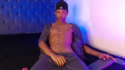 randy_connor9 online show from March 2025 07:17:01 PM