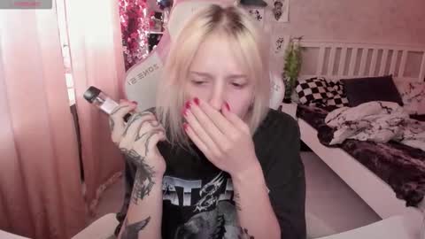 Snapshot of rapunzel_cute chatting on October 2025 01:31:02 PM Rapunzel online show from October 2025 01:31:02 PM