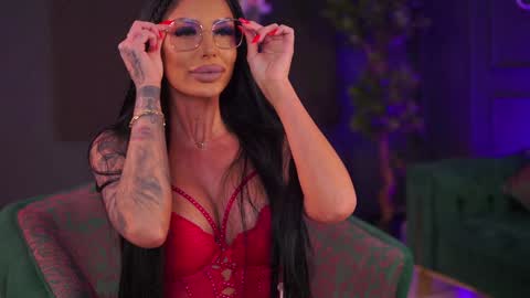 Raquelle online show from December 2024 07:03:02 PM