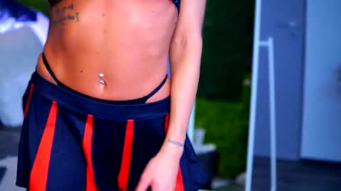 Raquelle online show from October 2025 10:16:02 AM