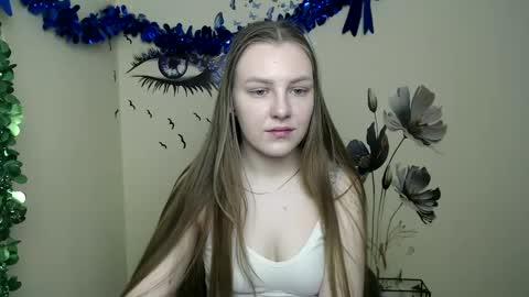 Snapshot of raspberry0101 chatting on February 2025 01:40:02 PM raspberry0101 online show from February 2025 01:40:02 PM