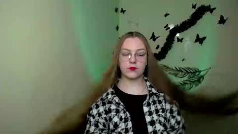Snapshot of raspberry0101 chatting on February 2025 02:04:01 PM raspberry0101 online show from February 2025 02:04:01 PM