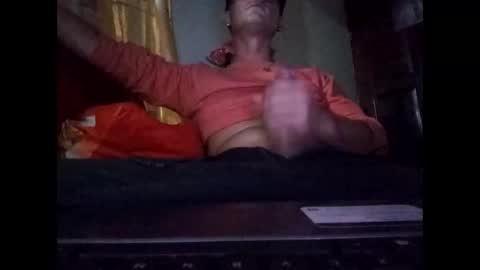 Snapshot of raspines chatting on October 2025 06:34:01 AM Raspiness Cam online show from October 2025 06:34:01 AM