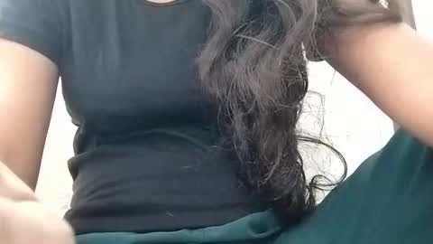 rava_sexy online show from October 2025 03:59:02 AM