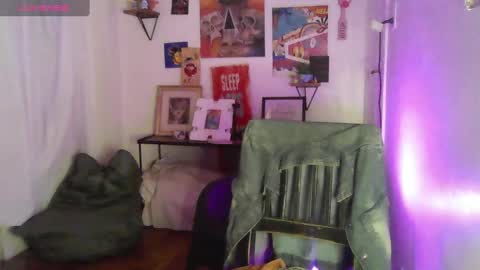 Raven online show from December 2024 03:01:02 AM