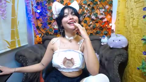 RavenN  online show from February 2025 02:58:01 PM