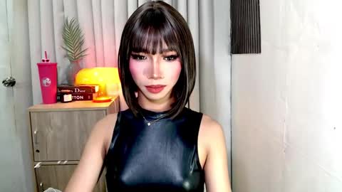 Snapshot of ravennax chatting on November 2025 03:58:01 PM ravennaxx online show from November 2025 03:58:01 PM