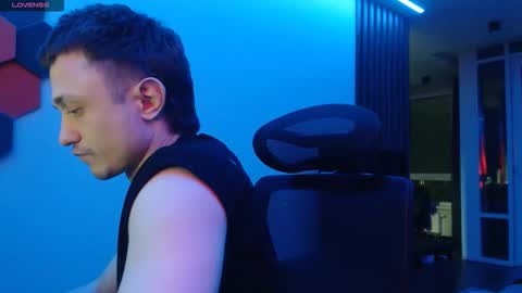 Snapshot of ravine_doleg chatting on November 2025 12:43:01 AM Alex Nash online show from November 2025 12:43:01 AM