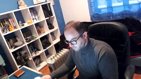 ravingr3d3 online show from January 2025 02:14:01 PM