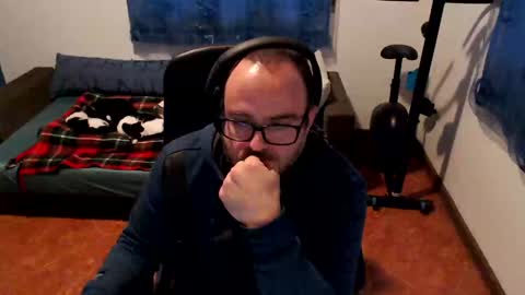 ravingr3d3 online show from January 2025 03:14:02 PM