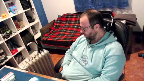 ravingr3d3 online show from February 2025 09:51:01 PM