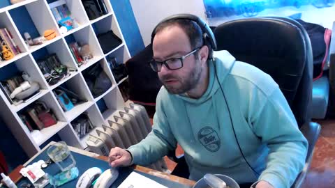 ravingr3d3 online show from February 2025 09:08:01 AM