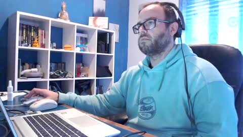 ravingr3d3 online show from February 2025 12:11:02 PM