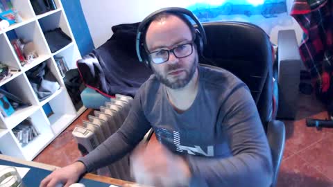 ravingr3d3 online show from February 2025 03:15:02 PM