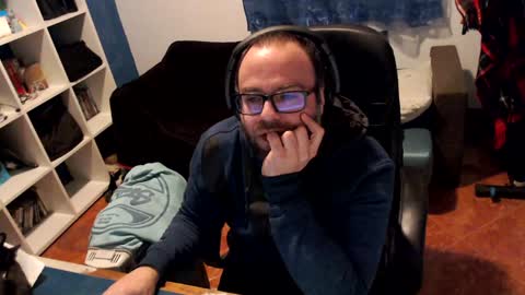 ravingr3d3 online show from February 2025 10:01:01 PM