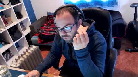 ravingr3d3 online show from February 2025 09:00:02 AM