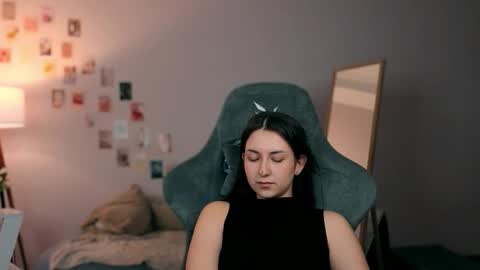 Alia Mereyn online show from September 2025 03:38:01 PM