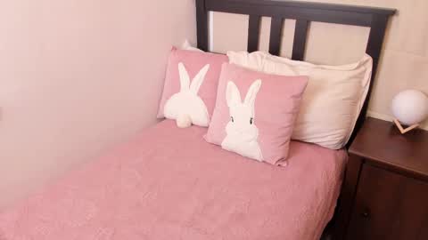 Raychell Black  online show from February 2025 04:07:01 PM