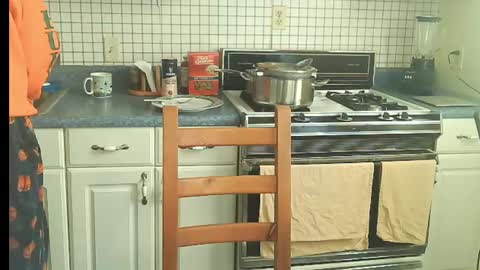 Ray online show from December 2024 05:48:02 PM