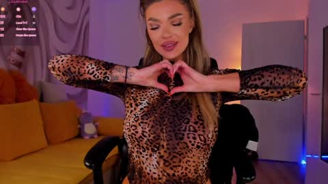 Snapshot of raysalexis19 chatting on January 2025 02:46:02 PM raysalexis19 online show from January 2025 02:46:02 PM