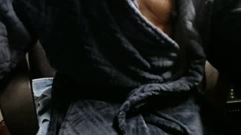 Ray online show from November 2025 12:24:01 AM